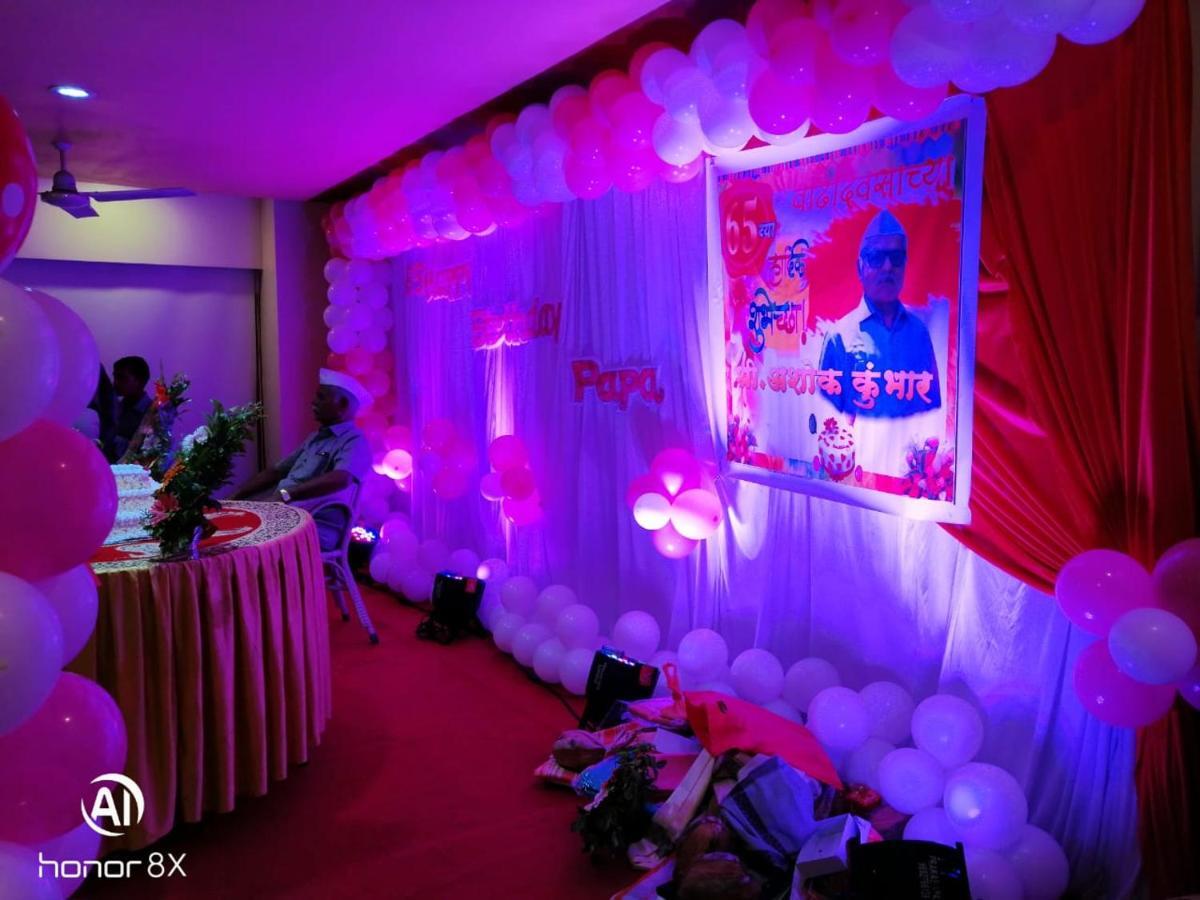 Hotel Maharaja Regency Satara Esterno foto